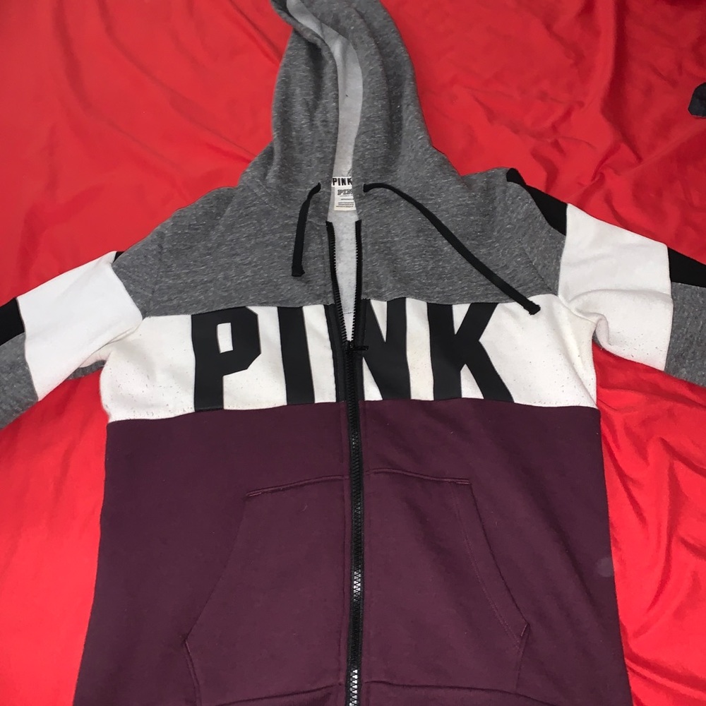 Burgundy yoga suit